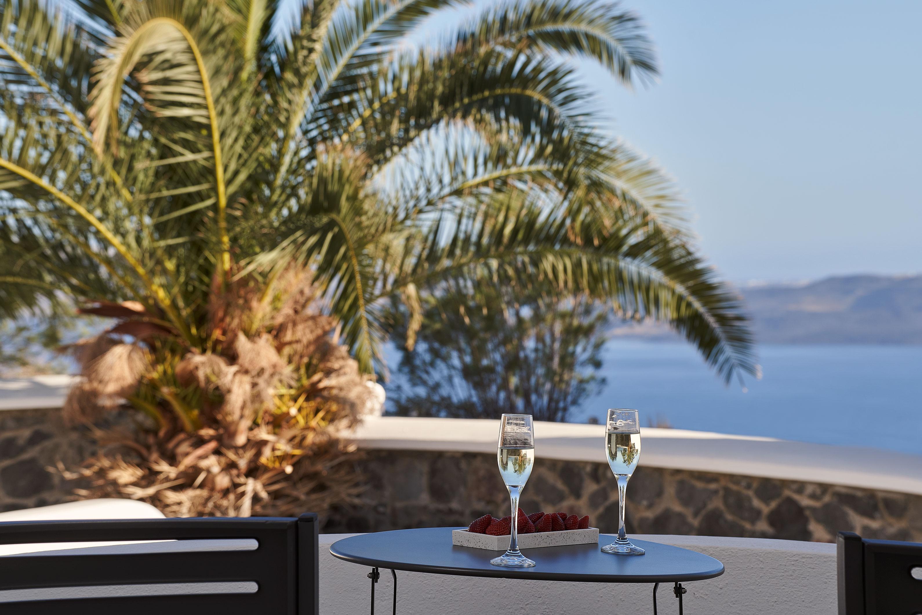 Отель Mr And Mrs White Oia - Santorini Экстерьер фото