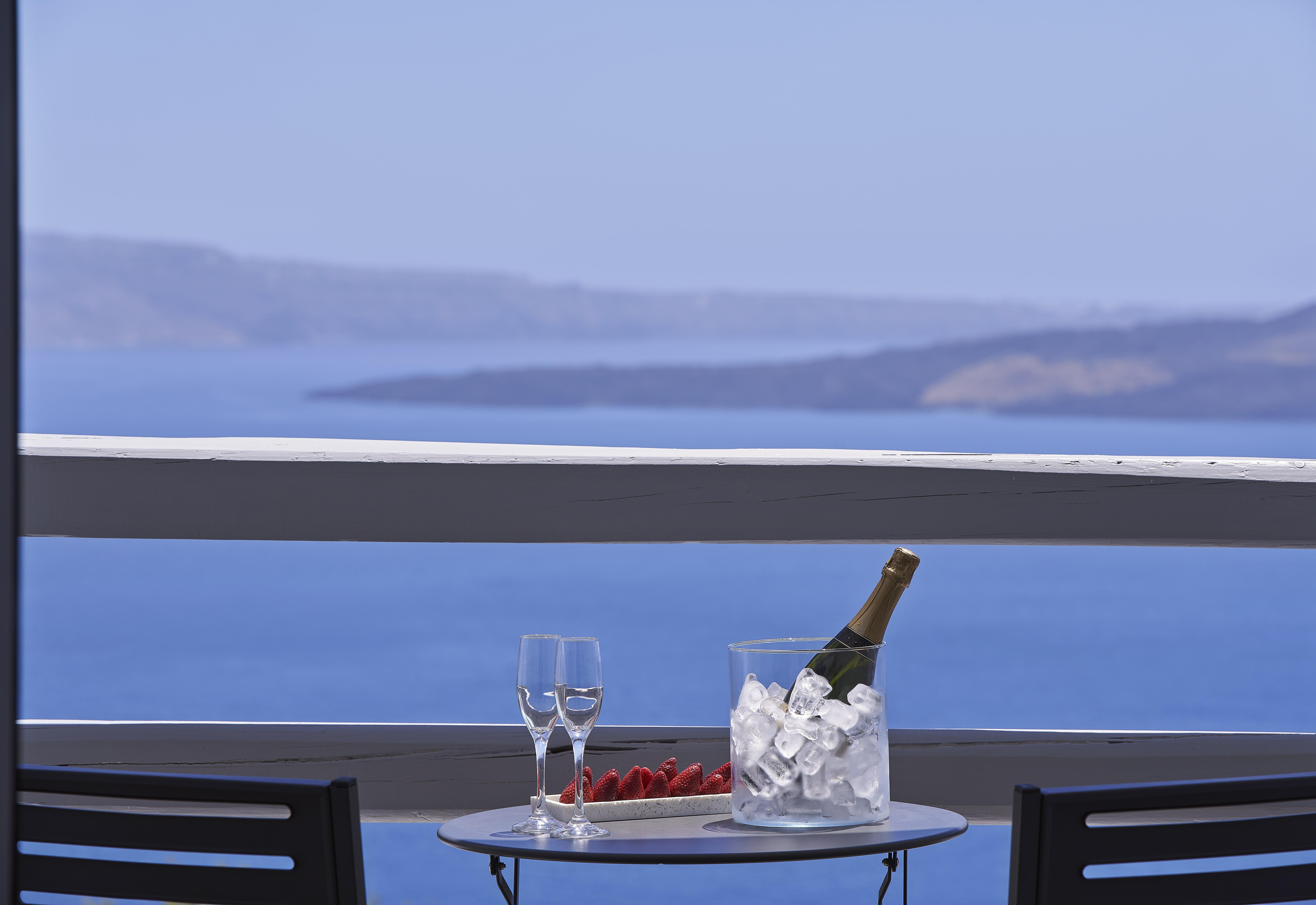 Отель Mr And Mrs White Oia - Santorini Экстерьер фото